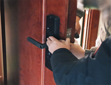 襄垣24小时上门开锁公司